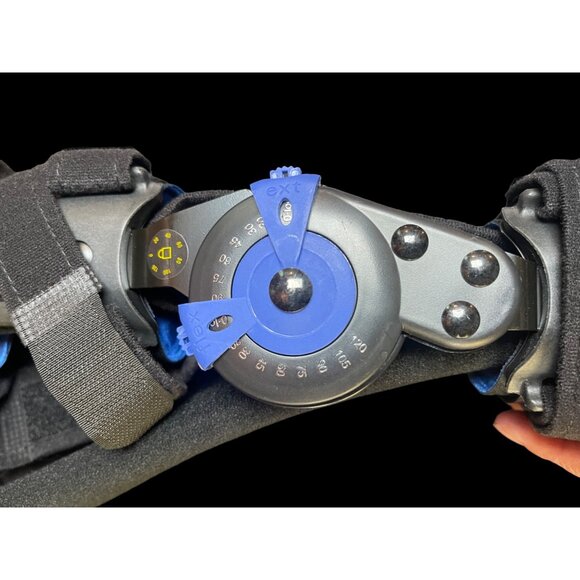 New Advanced Orthopaedics Hinged ROM Elbow Brace Adjustable Support #2320 - Picture 4 of 5